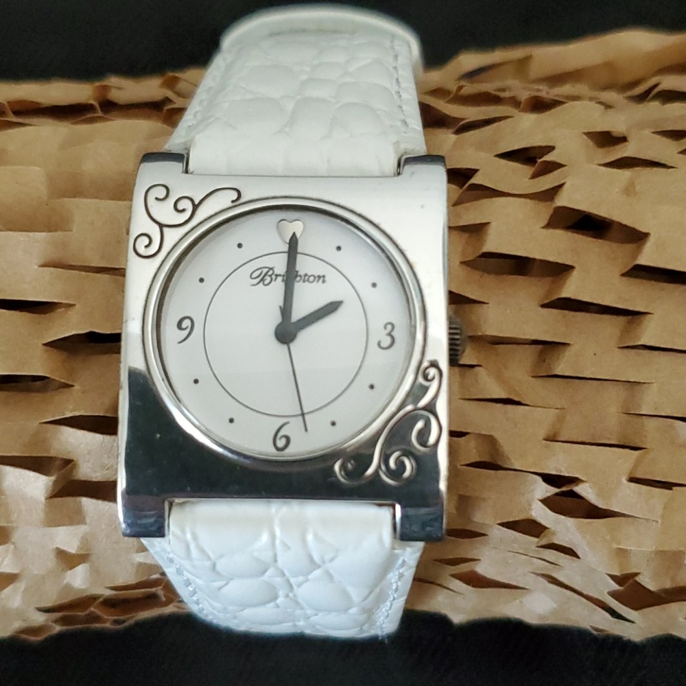 Watch - Picture 4 of 4